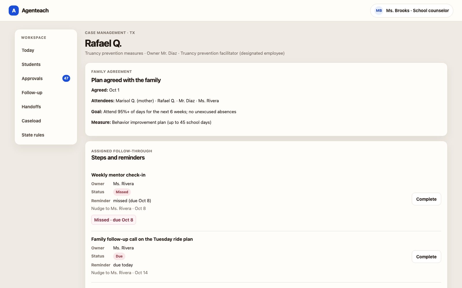 The Agenteach prototype: a synthetic student’s attendance plan agreed with the family, with each follow-up step, its owner, its status and a reminder.
